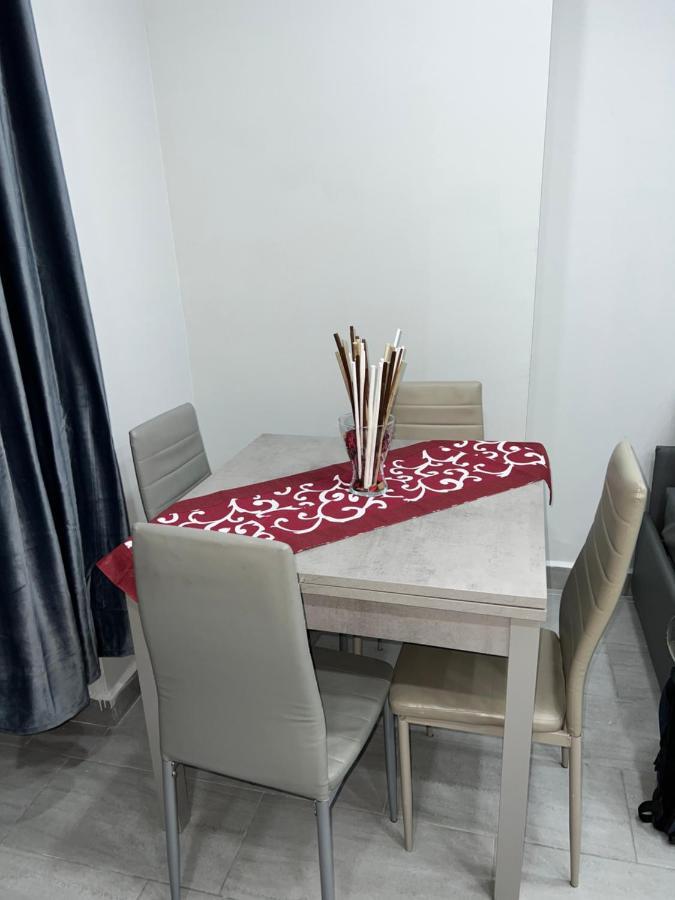 Lad 75 Apartment Наполи Екстериор снимка
