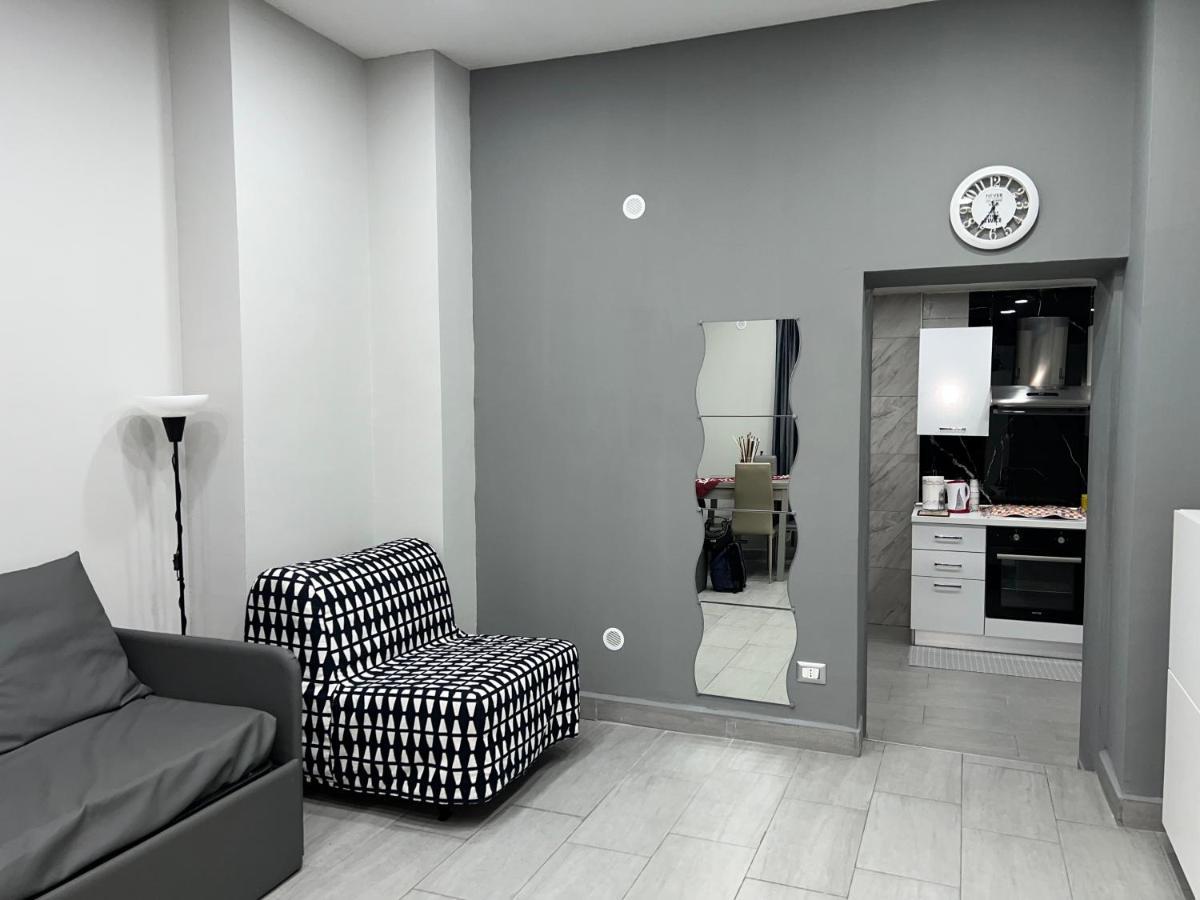 Lad 75 Apartment Наполи Екстериор снимка