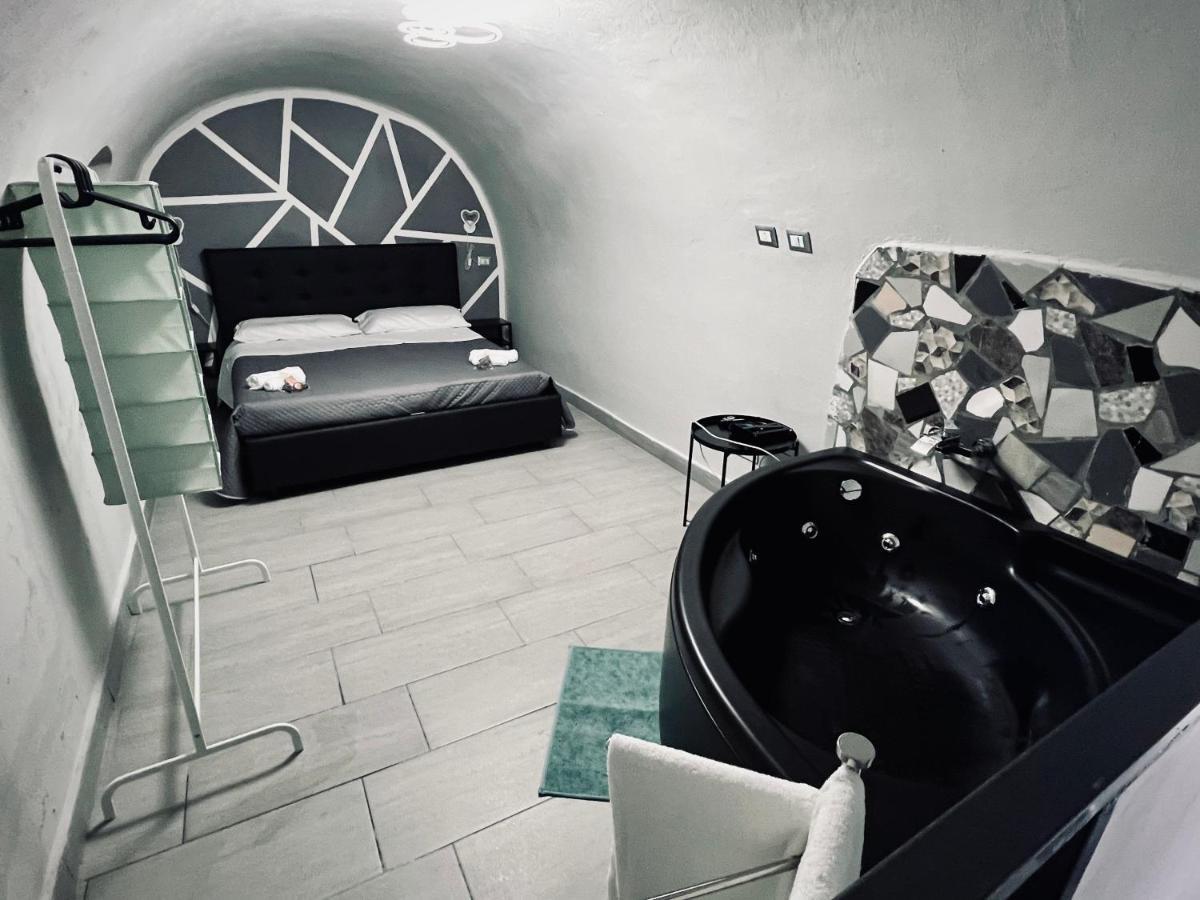 Lad 75 Apartment Наполи Екстериор снимка
